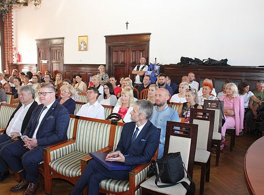 Międzynarodowa Konferencja na 100-lecie Polskiej 31546