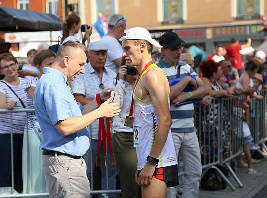 XIX Bieg Uliczny św. Jakuba. Do mety dobiegło 474 31721