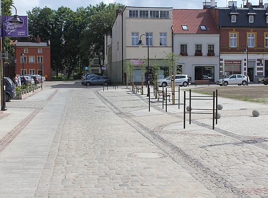 Remont ulic w historycznym centrum miasta 32276