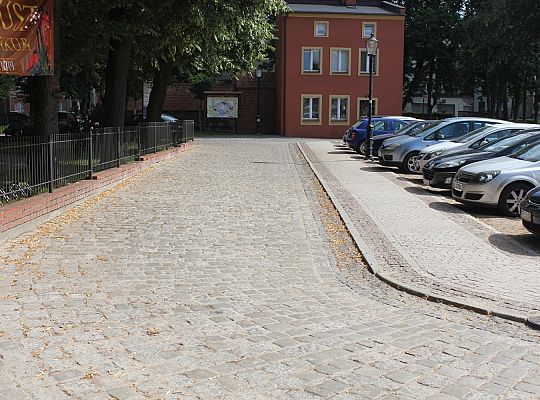 Remont ulic w historycznym centrum miasta 32281