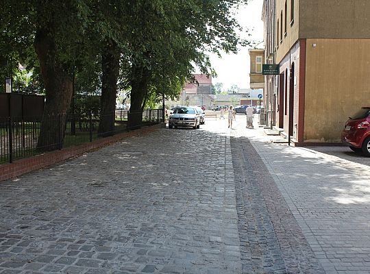 Remont ulic w historycznym centrum miasta 32288