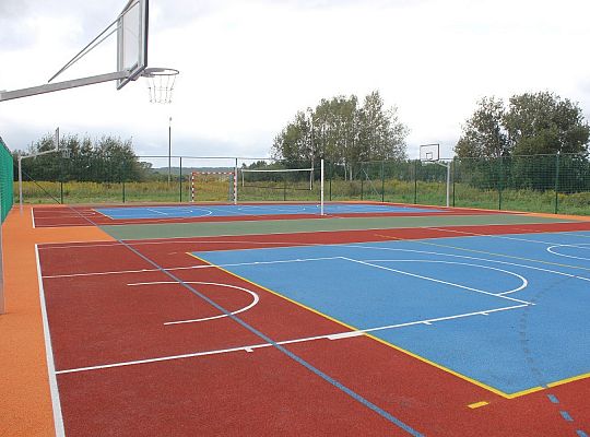 Otwarcie boiska przy Powiatowym Centrum 32691