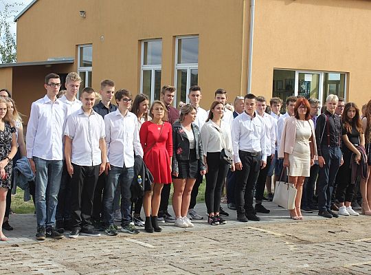 Otwarcie boiska przy Powiatowym Centrum 32663