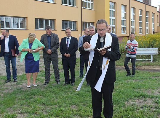 Otwarcie boiska przy Powiatowym Centrum 32676