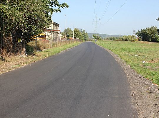 Nowy asfalt na Pionierów, Małoszyckiej, Kolonii i 32697