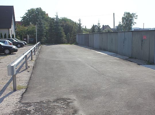 Nowy asfalt na Pionierów, Małoszyckiej, Kolonii i 32712