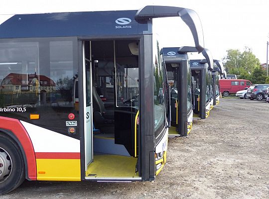 Nowe Solarisy w komplecie. Prezentacja autobusów w 32951