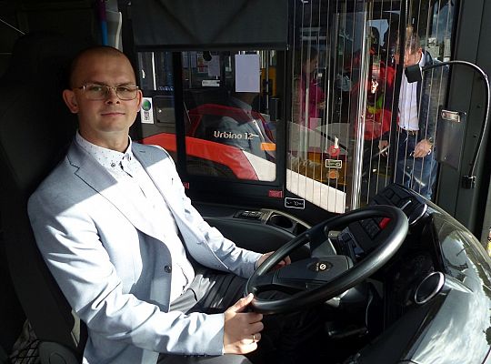 Nowe Solarisy w komplecie. Prezentacja autobusów w 32959
