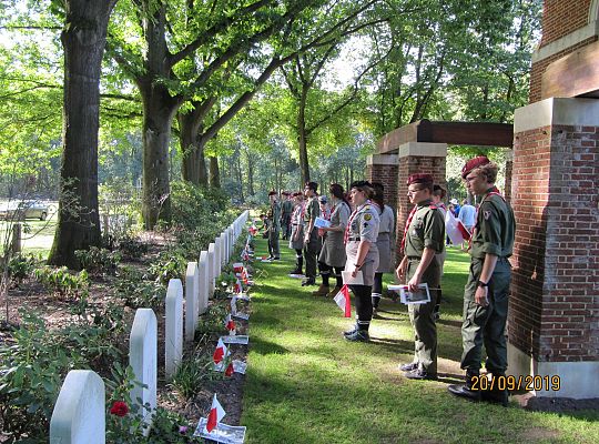 Harcerze z Lęborka na 75. rocznicy Operacji Market 33232