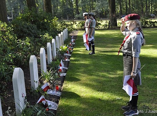 Harcerze z Lęborka na 75. rocznicy Operacji Market 33228