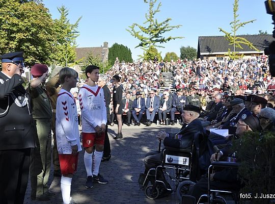 Harcerze z Lęborka na 75. rocznicy Operacji Market 33268