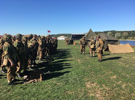 Harcerze z Lęborka na 75. rocznicy Operacji Market 33306