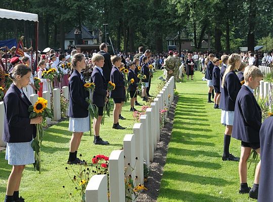 Harcerze z Lęborka na 75. rocznicy Operacji Market 33321