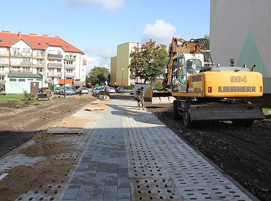 Przy ulicy Wojska Polskiego powstaje osiedlowy 33433