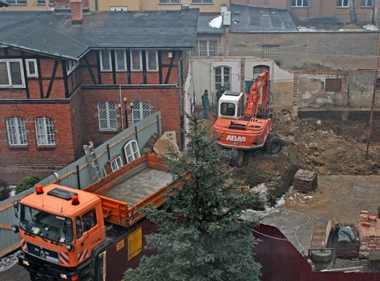 Rozbudowa ratusza - trwają prace rozbiórkowe  1105