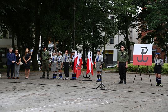 Lębork uczcił 77. Rocznicę wybuchu Powstania 39385