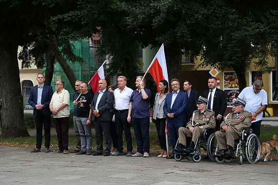 Lębork uczcił 77. Rocznicę wybuchu Powstania 39401