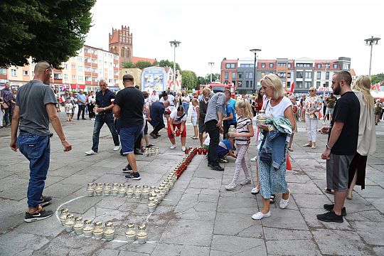 Lębork uczcił 77. Rocznicę wybuchu Powstania 39404