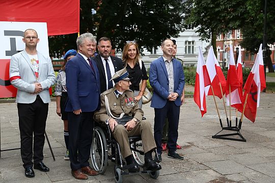 Lębork uczcił 77. Rocznicę wybuchu Powstania 39417