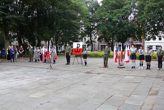 Lębork uczcił 77. Rocznicę wybuchu Powstania 39423