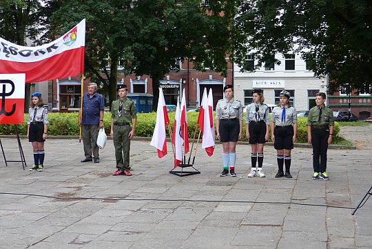 Lębork uczcił 77. Rocznicę wybuchu Powstania 39432