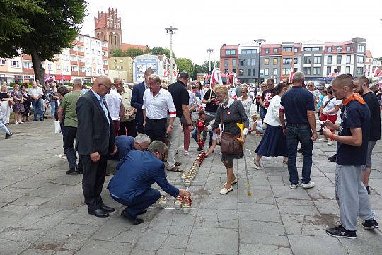Lębork uczcił 77. Rocznicę wybuchu Powstania 39448