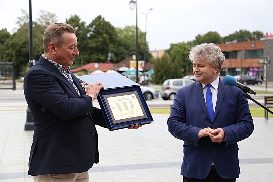Lęborski Węzeł Przesiadkowy gotowy - nowocześnie, 39657