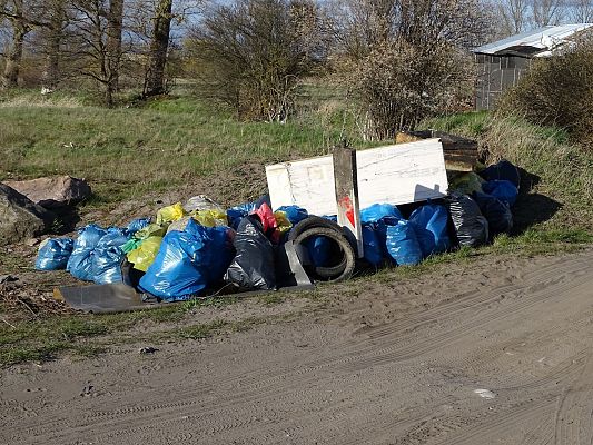 Będą czyścić rzekę Łebę 42511