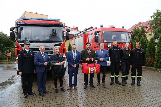 Ochotnicza Straż Pożarna z nowym wyposażeniem 45471