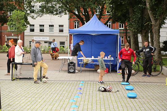 Międzynarodowy Dzień Lwa na Placu Pokoju! 50919