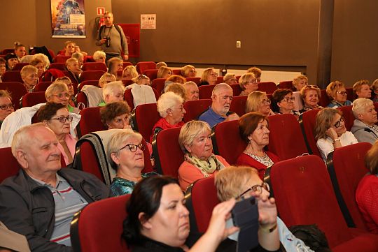 Seniorki i seniorzy na Powiatowym Forum 58177