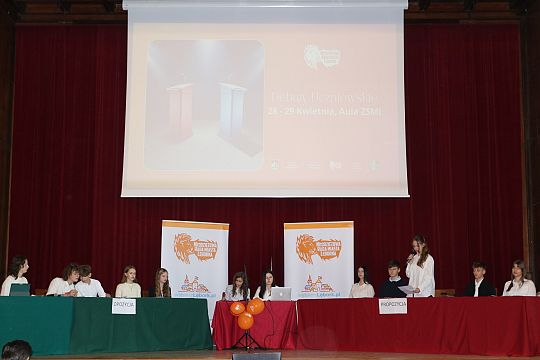 "Gorące dyskusje w Lęborku – debaty 62603