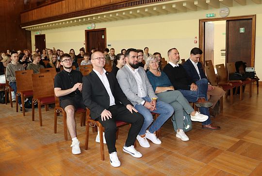 Debaty oksfordzkie – wczoraj głos miały szkoły 62648