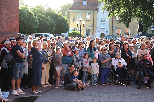 Letnie Granie ponownie na dziedzińcu ratusza – 65074