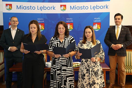 Nowy rok szkolny tuż. Jubileusze i awanse zawodowe 66625