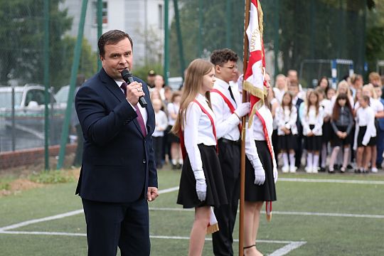 Uczniowie wrócili do szkół. Inauguracja roku 66685