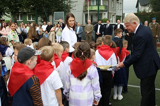 Uczniowie wrócili do szkół. Inauguracja roku 66693