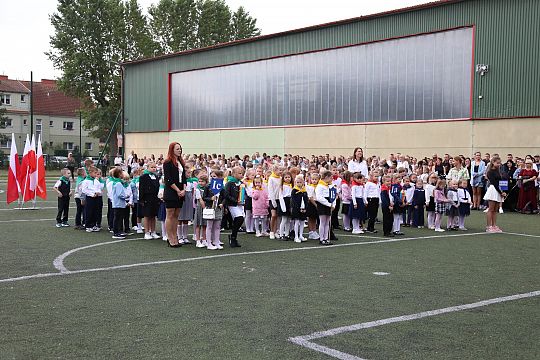 Uczniowie wrócili do szkół. Inauguracja roku 66697