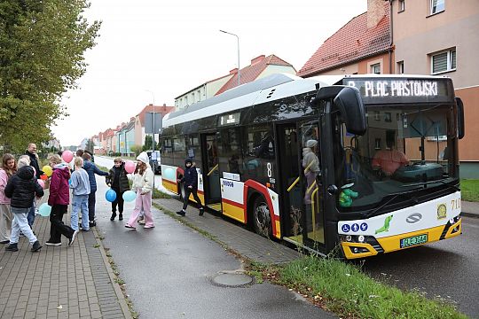 Autobusy nowej linii nr 8 już w trasie! 67947