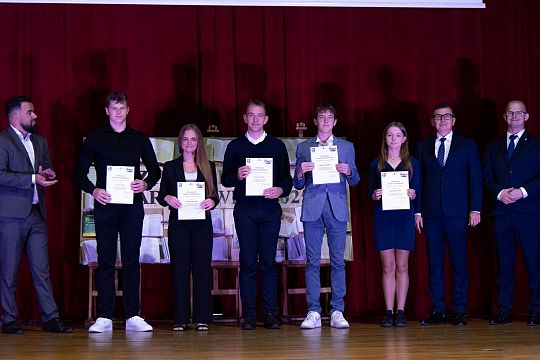 Powiatowe Obchody Dnia Edukacji Narodowej w 68216