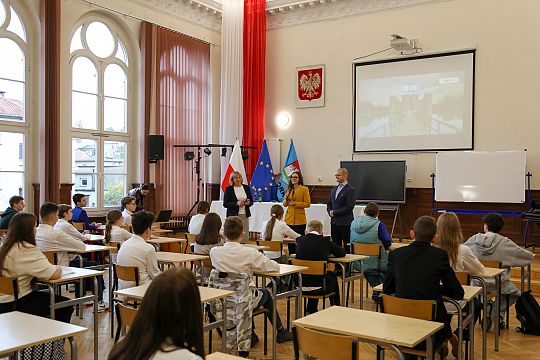 Lekcja obywatelska w Szkole Podstawowej nr 3 68582