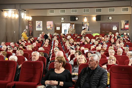 Rok „Fregaty dla Seniorów” – film, kawa i 68693