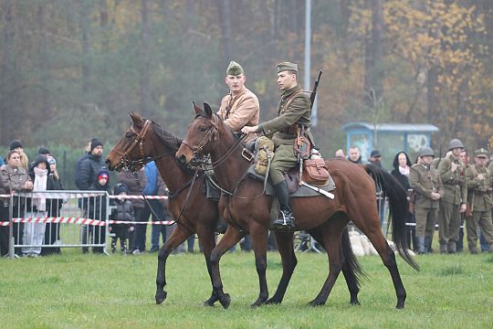 Lębork uczcił niepodległość widowiskiem o „Hubalu” 68810