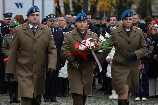 Z dumą i radością lęborczanie uczcili Narodowe 69000