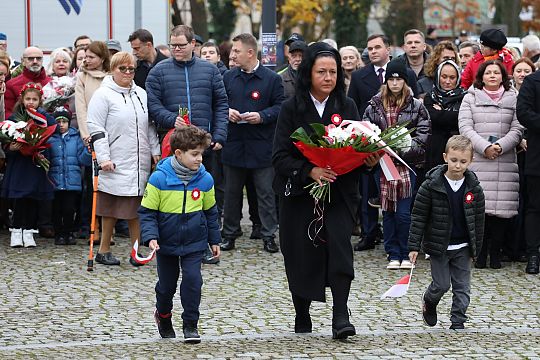 Z dumą i radością lęborczanie uczcili Narodowe 69019