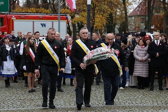 Z dumą i radością lęborczanie uczcili Narodowe 69032