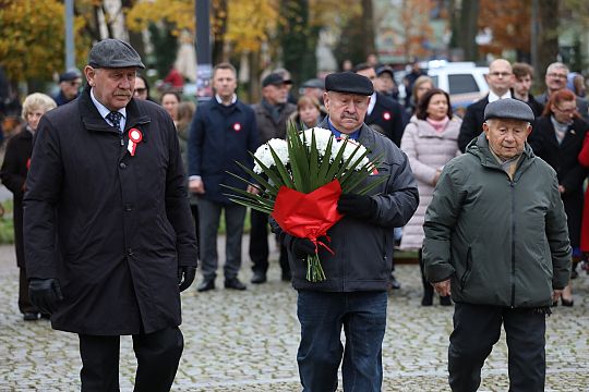 Z dumą i radością lęborczanie uczcili Narodowe 69042