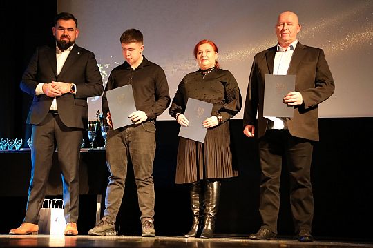 Wielka gala we „Fregacie” - zasłużone laury dla 71650