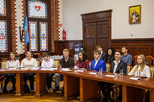 Młodzież to teraźniejszość - VI kadencja 71816