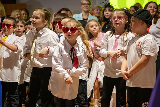 Od 80 lat wychowuje pokolenia lęborczan – 71988